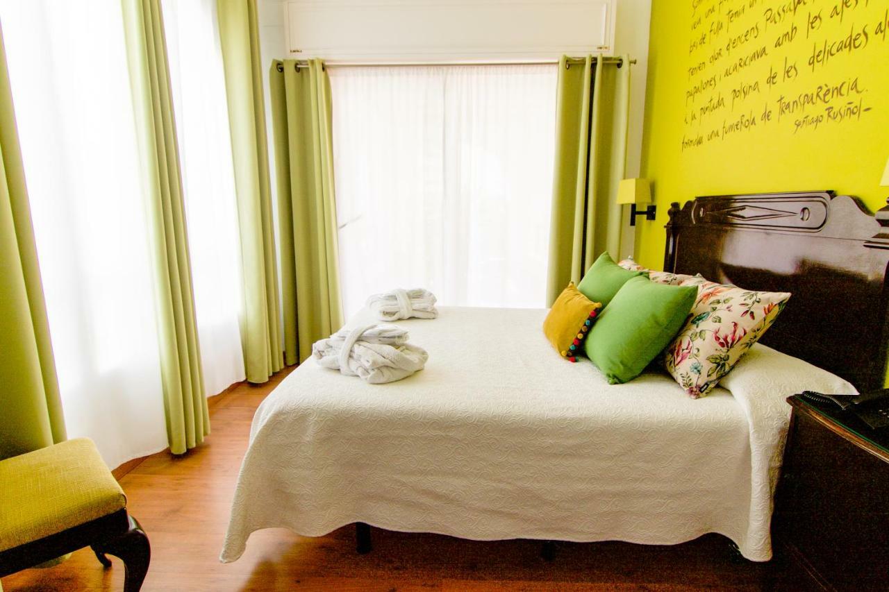 Hotel Capri Sitges Eksteriør billede